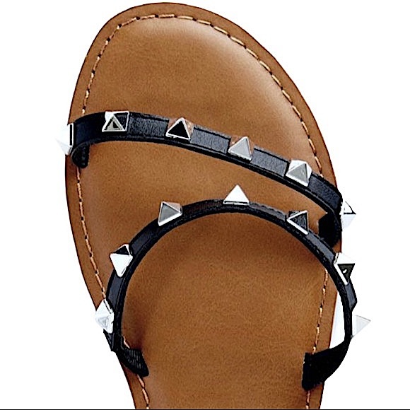 Time & true size 8w black & tan studded gladiator sandals with buckle, like new! - Picture 6 of 12